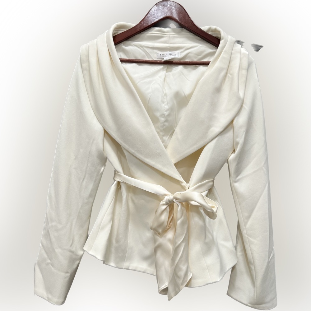 WHBM-Perfect  for Holiday/Black Tie events!